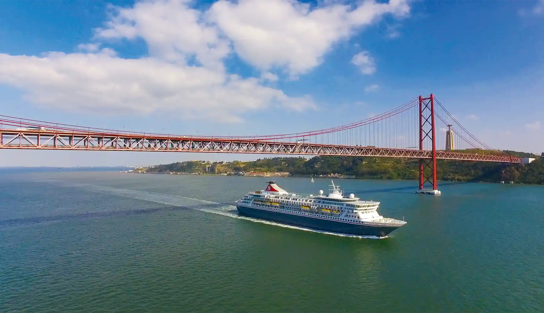 Balmoral-sailing-Lisbon