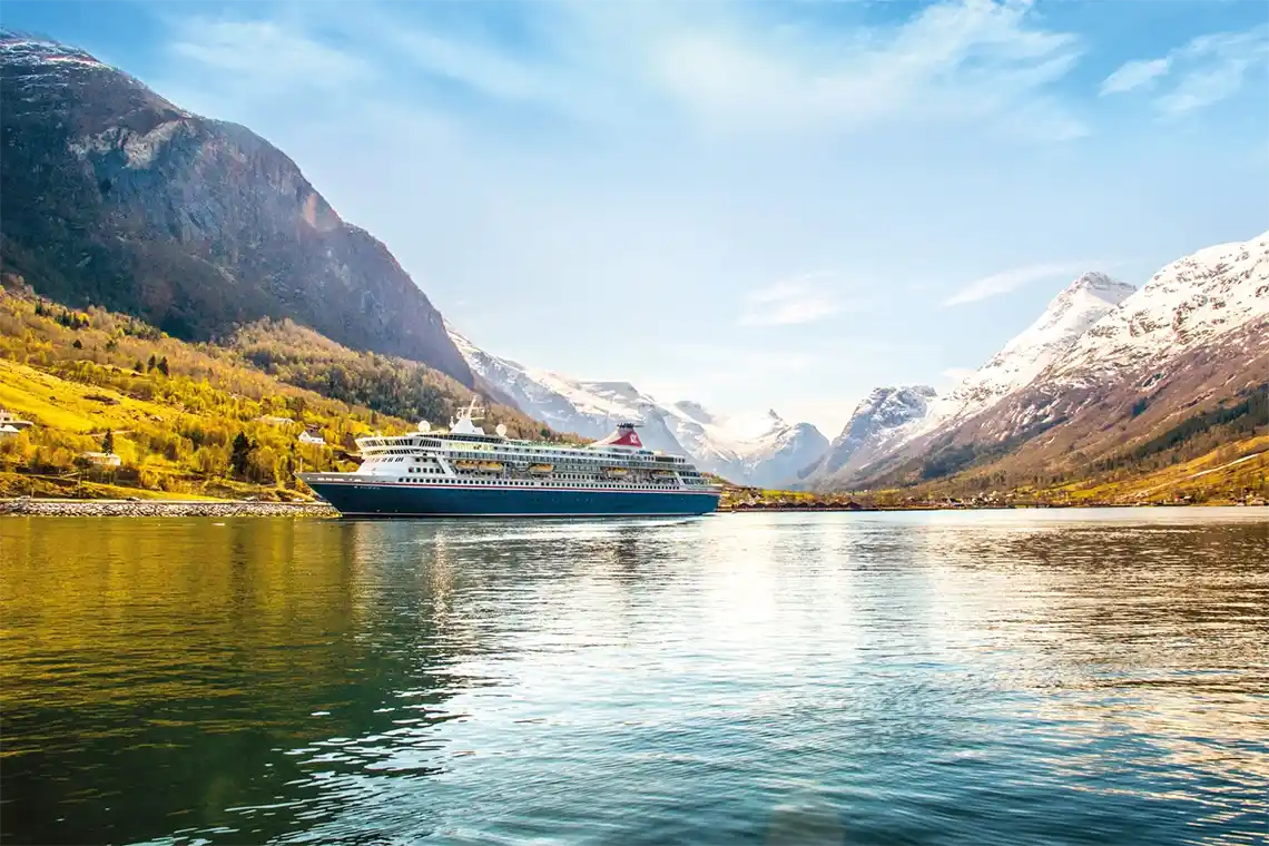 fred-olsen-cruising-fjords