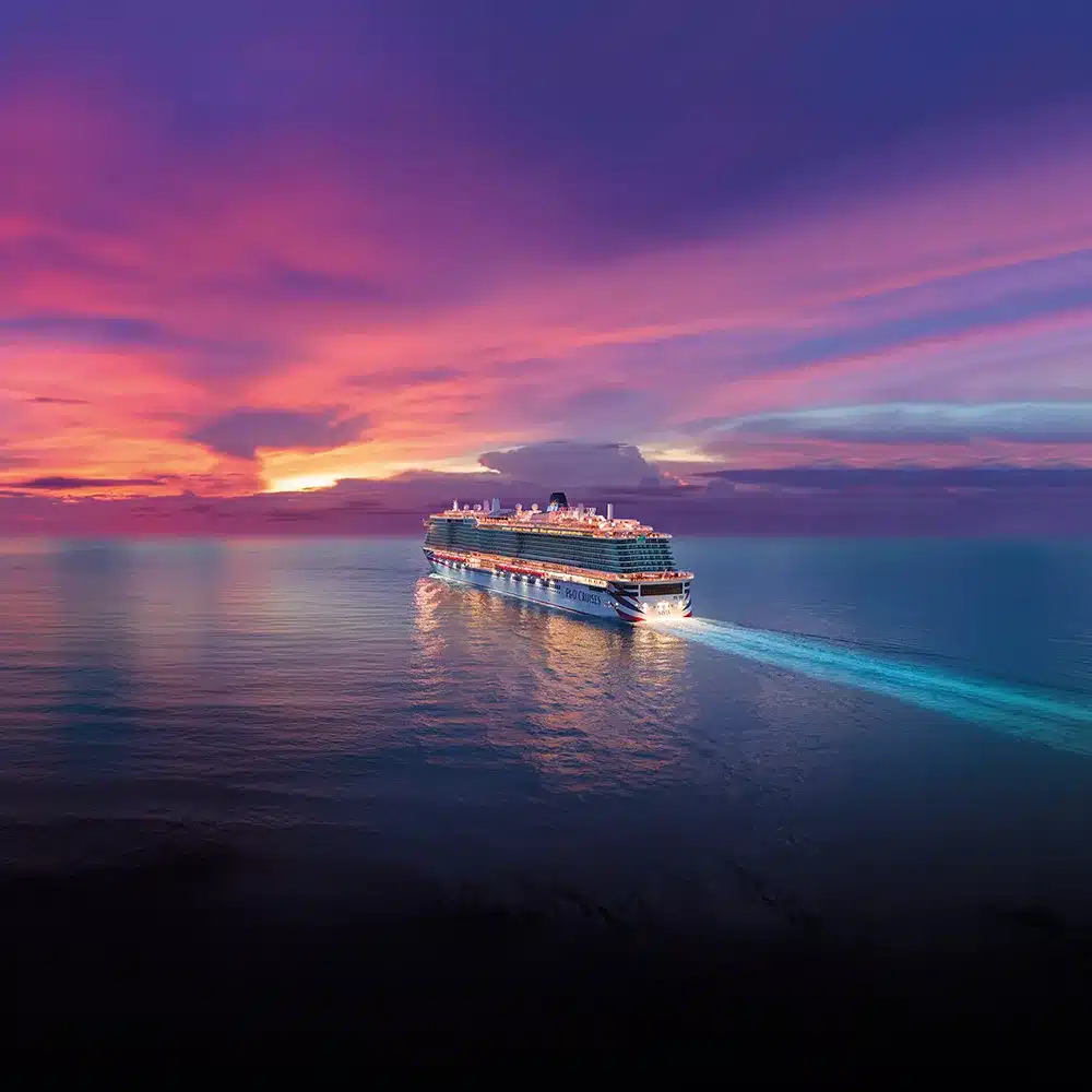 Cruise Ship