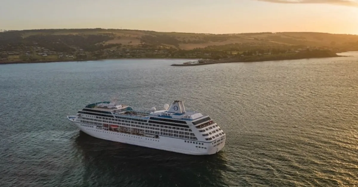 Cruise Ship